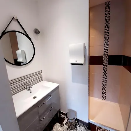 Feriehus Des Maries A 7mn Du Puy Du F0u Chambretaud