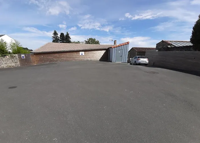 Дом отдыха Des Maries A 7mn Du Puy Du F0u *